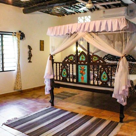 Tichi Villas - Diani Beach Eksteriør bilde