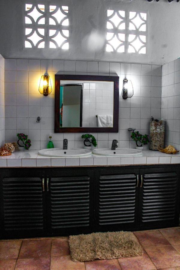 Tichi Villas - Diani Beach Eksteriør bilde
